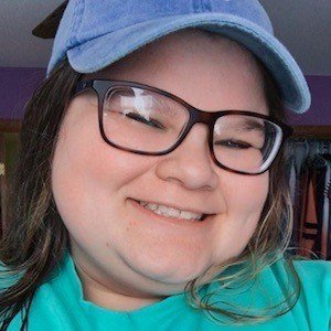 Lizzy Howell image 7