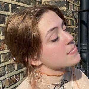 Lizzy McAlpine image 6