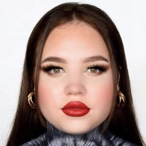 llumosMakeup image 5