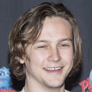 Logan Miller image 3