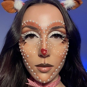 Lois Maya, 27 (TikTok明星)