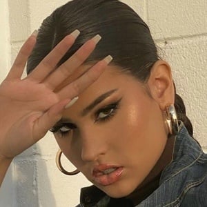 Lola Lourdes, 23 (TikTok明星)