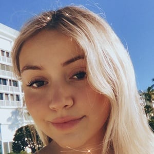 lollyzlexi, 23 (TikTok明星)