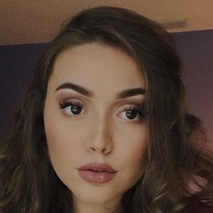 lollyzlexi, 23 (TikTok Star)