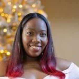 LongHairPrettyNails image 6