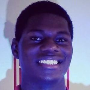 Lonnieiiv, 30 (TikToker)