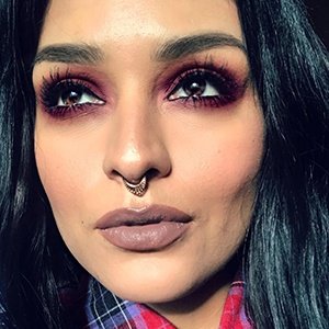 Lora Arellano, 38 (Maquiador)