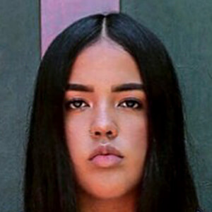 Lore Salgado, 28 (Звезда Тиктока)