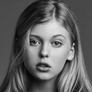 Loren Gray, 23 (Pop Singer)