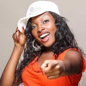 Loren Lott, 33 (Поп-певец)