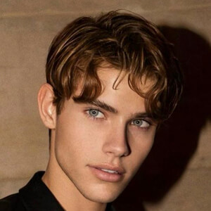 Lorenzo Bold image 5
