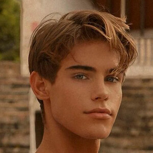 Lorenzo Bold image 6