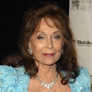 Loretta Lynn image 8