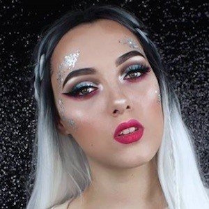 Lorna Andrews, 33 (Star di YouTube)