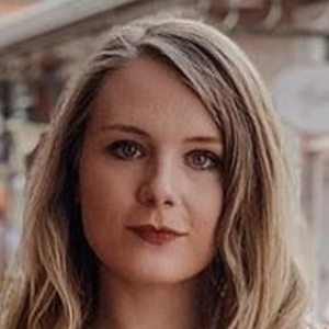 Lorna Burford, 37 (Blogger)