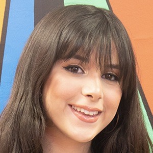 Lou Avril, 25 (YouTube Star)