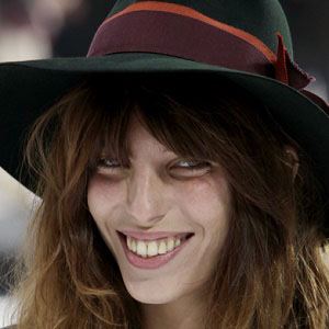 Lou Doillon image 3