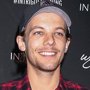 Louis Tomlinson, 33 (流行歌手)