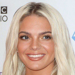 Louisa Johnson image 7