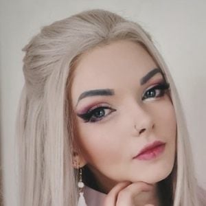 Louise Julie, 29 (抽搐之星)