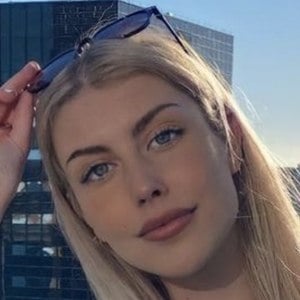 Louise Van Eekhout, 25 (TikTok Star)