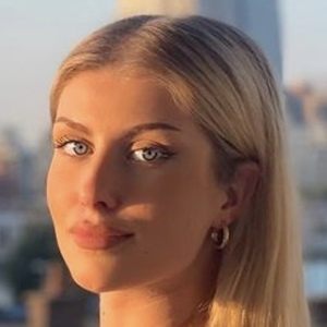 Louise Van Eekhout, 25 (TikTok Star)