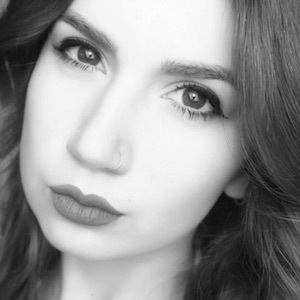 Louna Maroun, 37 (YouTube Star)