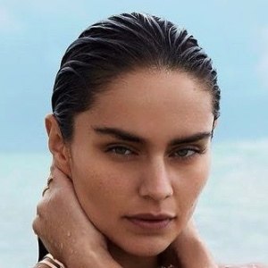 Lourdes Motta, 32 (模特)