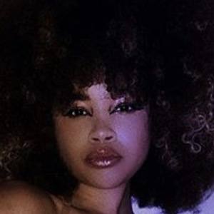 Love Char, 32 (Instagram明星)