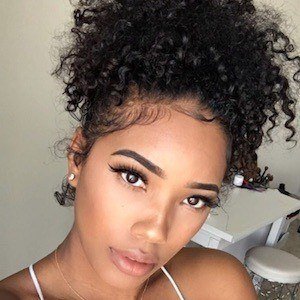 Lovely Bryana image 3