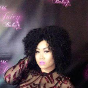 Lovely Mimi, 35 (Instagram明星)