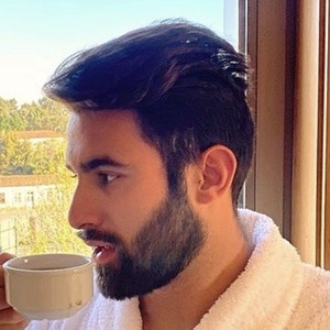 Luan Tiófilo, 33 (Instagram Star)