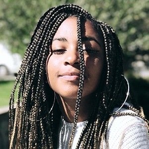 Luana Santos, 23 (TikTok Star)