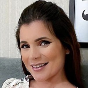 Luana Viana, 38 (YouTube明星)