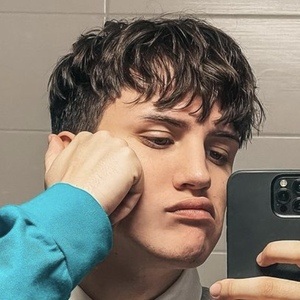 Luboš Je Celkem Fajn, 26 (Instagram明星)