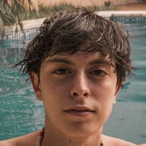 Lucas Friger, 23 (R＆B歌手)