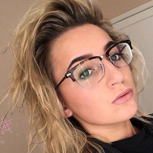 Lucy Fitzgibbon, 25 (Instagram Star)