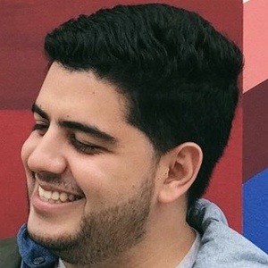 Luis Abate, 28 (Blogger)