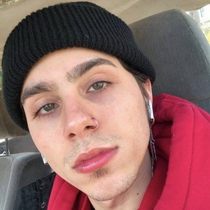 Luis Davila image 3