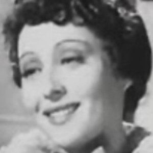 Luise Rainer image 6