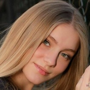 luizabakerr image 3
