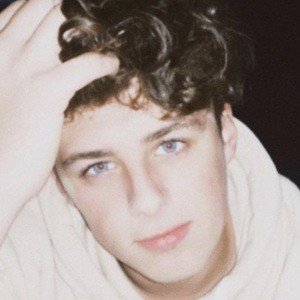Lukas White image 4