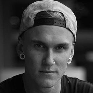 Luke Erwin, 31 (YouTube明星)