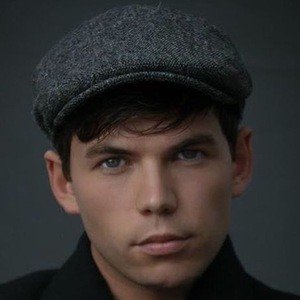 Luke Newton image 3