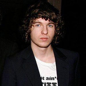 Luke Pritchard image 3