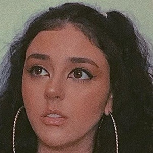 Luna Angellina, 27 (Estrella de TikTok)