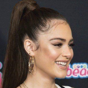 Luna Blaise, 24 (TV Actress)