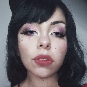 Luna Martínez, 28 (YouTube Star)