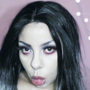 Luna Martínez, 28 (YouTube Star)