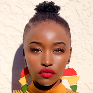 Lungelo Mpangase, 30 (TV Actress)